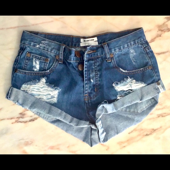 One Teaspoon Bandits Shorts - Picture 1 of 3